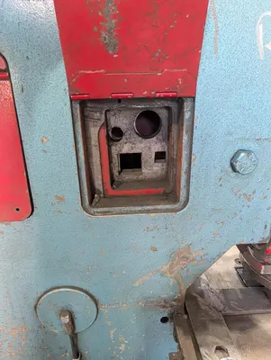 Used KINGSLAND ENGINEERING CO. LTD 65XA Ironworkers British Columbia CA | Lenmark #1424600