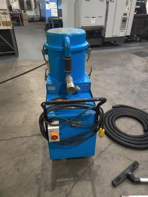USED 1994 VAC-U-MAX 110