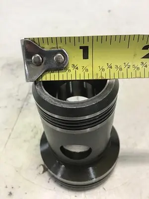 USED VICKERS 25-D20-10