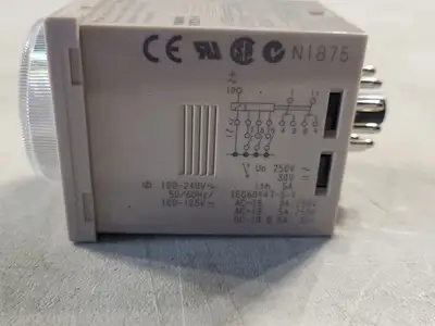 USED OMRON H3CR-A