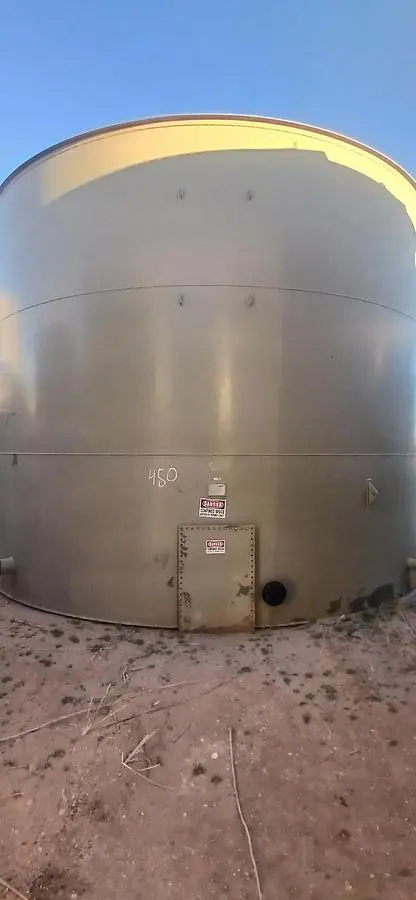 USED VERTICAL TANKS 1000BBL