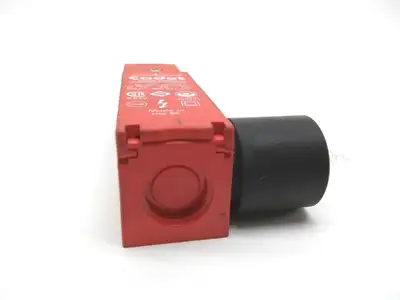 USED STI GUARDMASTER CADET SAFETY SWITCH M16 1 N/C, 1 N/O