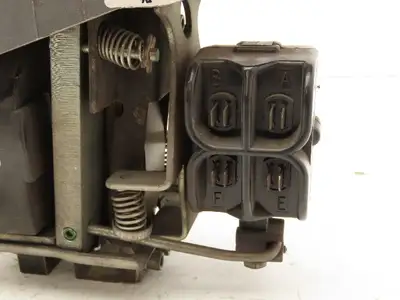Hubbell HC14-193-100-582 DC Contactor 1000A 600VDC Interlock Relay 125VDC Coil