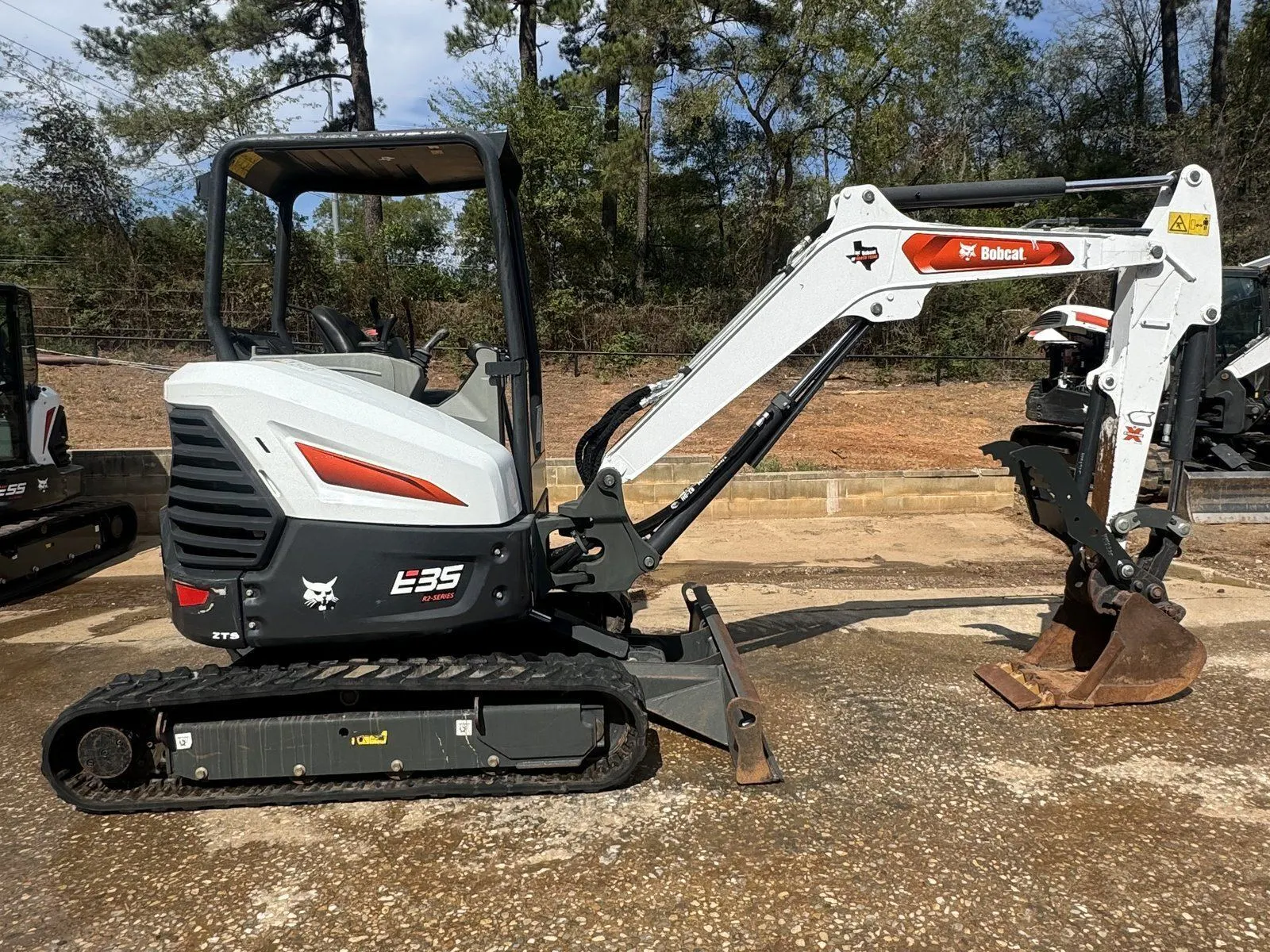 Used 2022 BOBCAT E35I Excavators Texas US | Lux Lonestar Ventures LLC #1553159