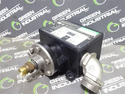 Ashcroft B432V Snap Action Pressure Switch Used