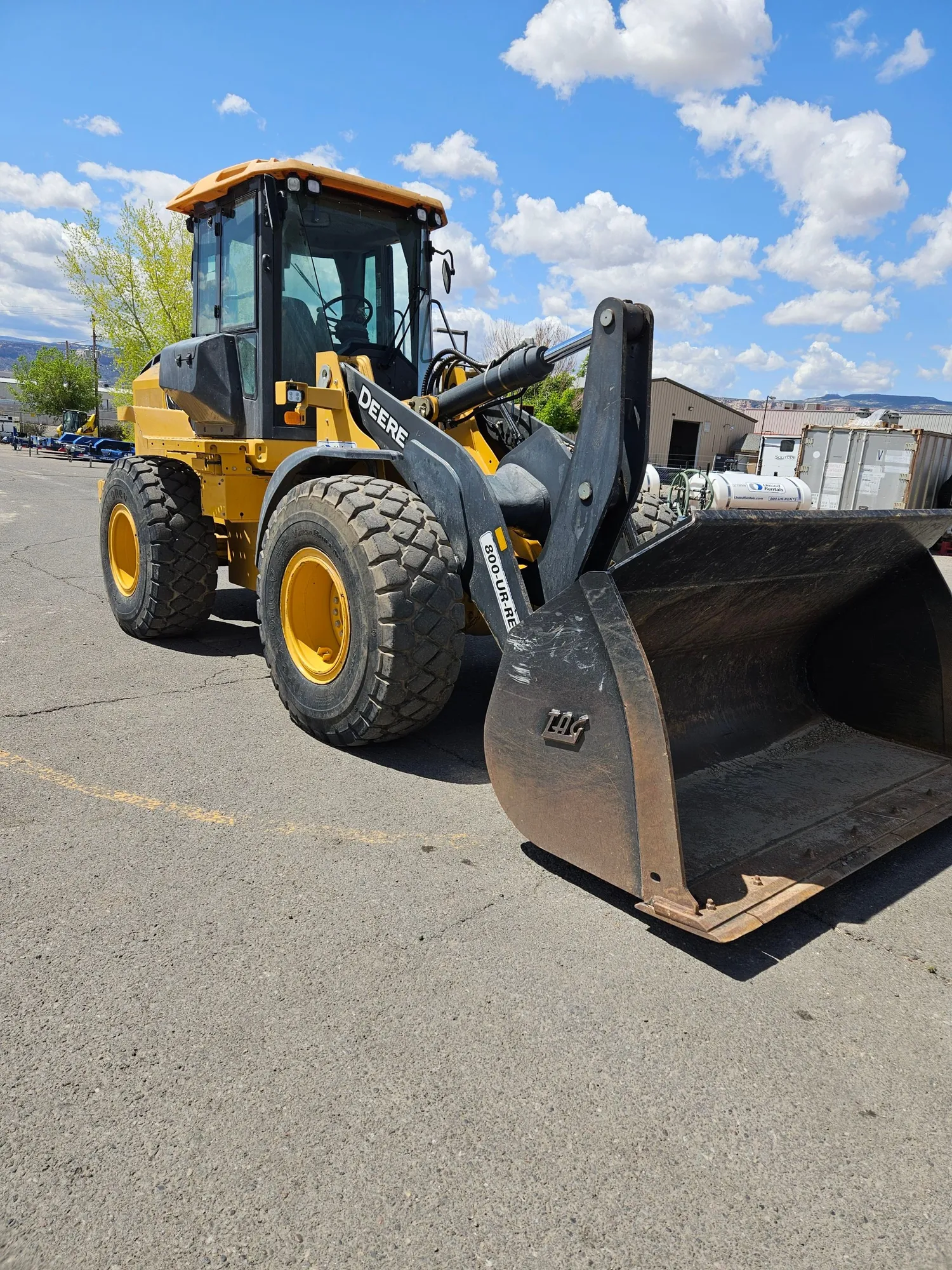 USED 2021 Deere 544L
