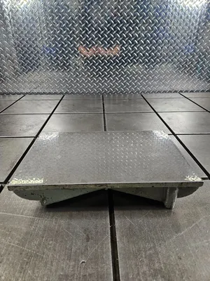 BROWN & SHARPE METAL SURFACE PLATE Tooling | GMT (2)