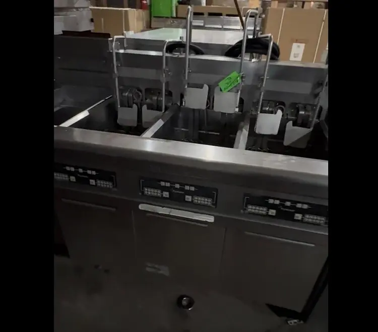 Used FRYMASTER _UNKNOWN_ Cookers / Coolers / Fryers Florida US | BAM Discount Restaurant Equipment #1088459