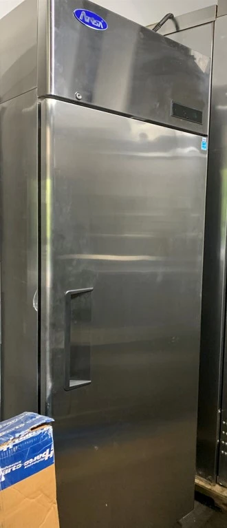 72-0202 Atosa MBF8001GR, 27" 1 Door Reach-In Freezer