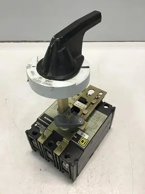 USED SQUARE D FAL36060 / SWITCH