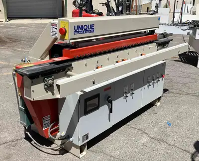 USED 2022 UNIQUE 422