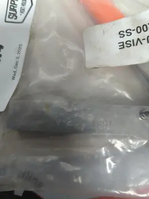 New | in-Stock KNU-VISE V-200-SS Clamps Ohio US | Surplus Asset Holdings #1227815