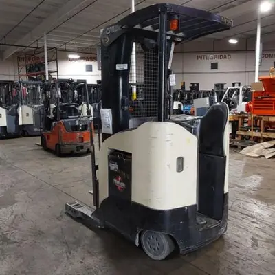 USED 2018 CROWN RR5725-45