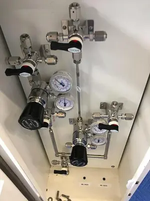 FUMEHOOD CABINET