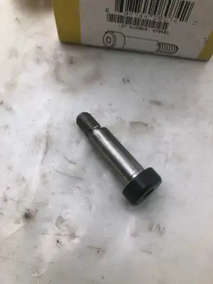 Holo-Krome 08074 1/2″ X 1-1/4″ Steel Socket Shoulder Screw -NIB of 25
