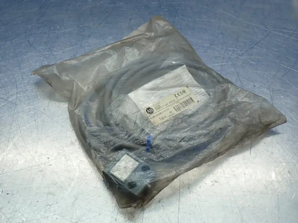 NEW ALLEN BRADLEY 802BCSABXSXC3