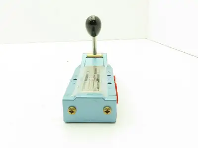 Skinner S3L0ACX2 Pneumatic Directional Control Hand Lever Valve 5/2 Pos 150 PSI
