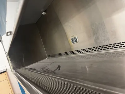 Used NUAIRE NU-425-600 Cabinets British Columbia CA | Enwave Corp. #1509539