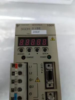 USED YASKAWA SGDH-01BE