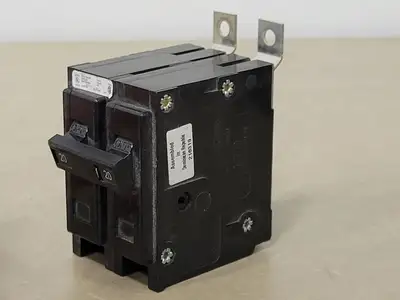 USED CUTLER-HAMMER BA220