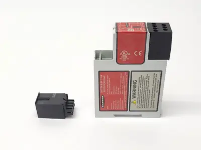 IM-T-9A | Banner  Light Curtain Safety Relay Module 61425 -  For parts or not working