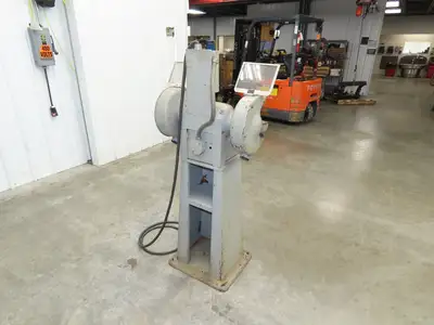 Van Dorn 85 Bench Grinder Pedestal  10" 1500 RPM 226/440V 3Ph