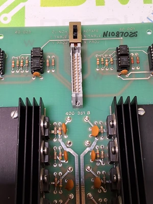 CUT AND CLINCH X,Y DRIVER BOARD 400-351 B