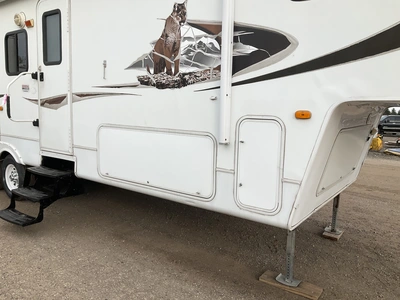 Used 2010 COUGAR 293SAB Campers, Caravans, Motorhomes Michigan US | Miedema Asset Management Group #1761301