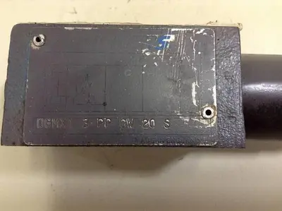 USED VICKERS DGMX13PPCW20S