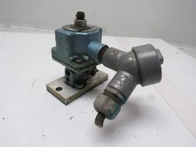 Skinner A3LB2177 110/120V 50/60Hz 175PSI 3 Way Direct Acting Valve 1/8" Ports