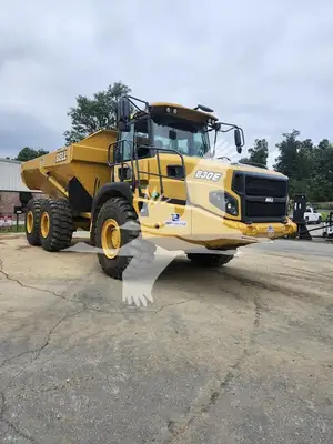 USED 2024 BELL B30E