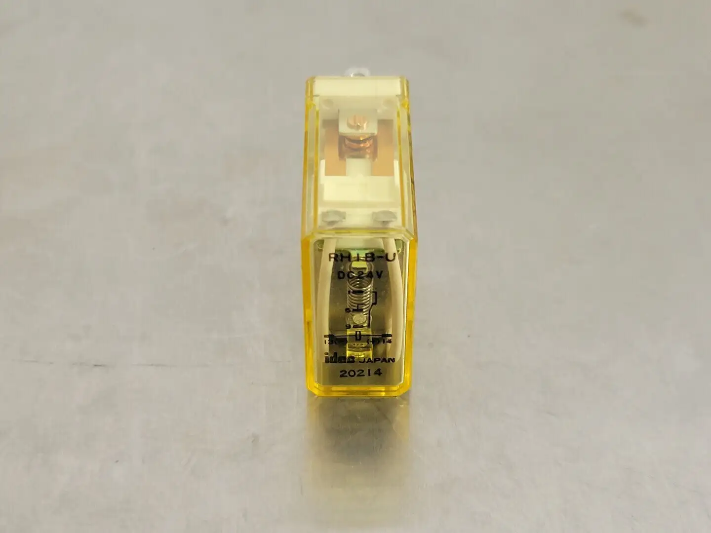 NEW IDEC RH1B-UDC24V
