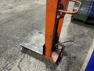 Presto 24”x24” Hydraulic Platform Stacker