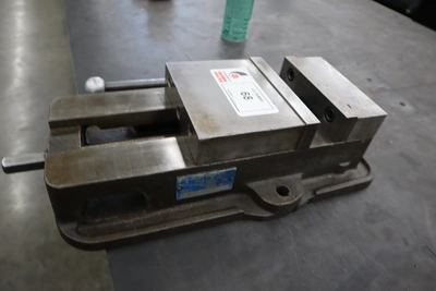 Used KURT WORKHOLDING SOLUTIONS D-675 Vises Minnesota US | Machinesused.com #1505715