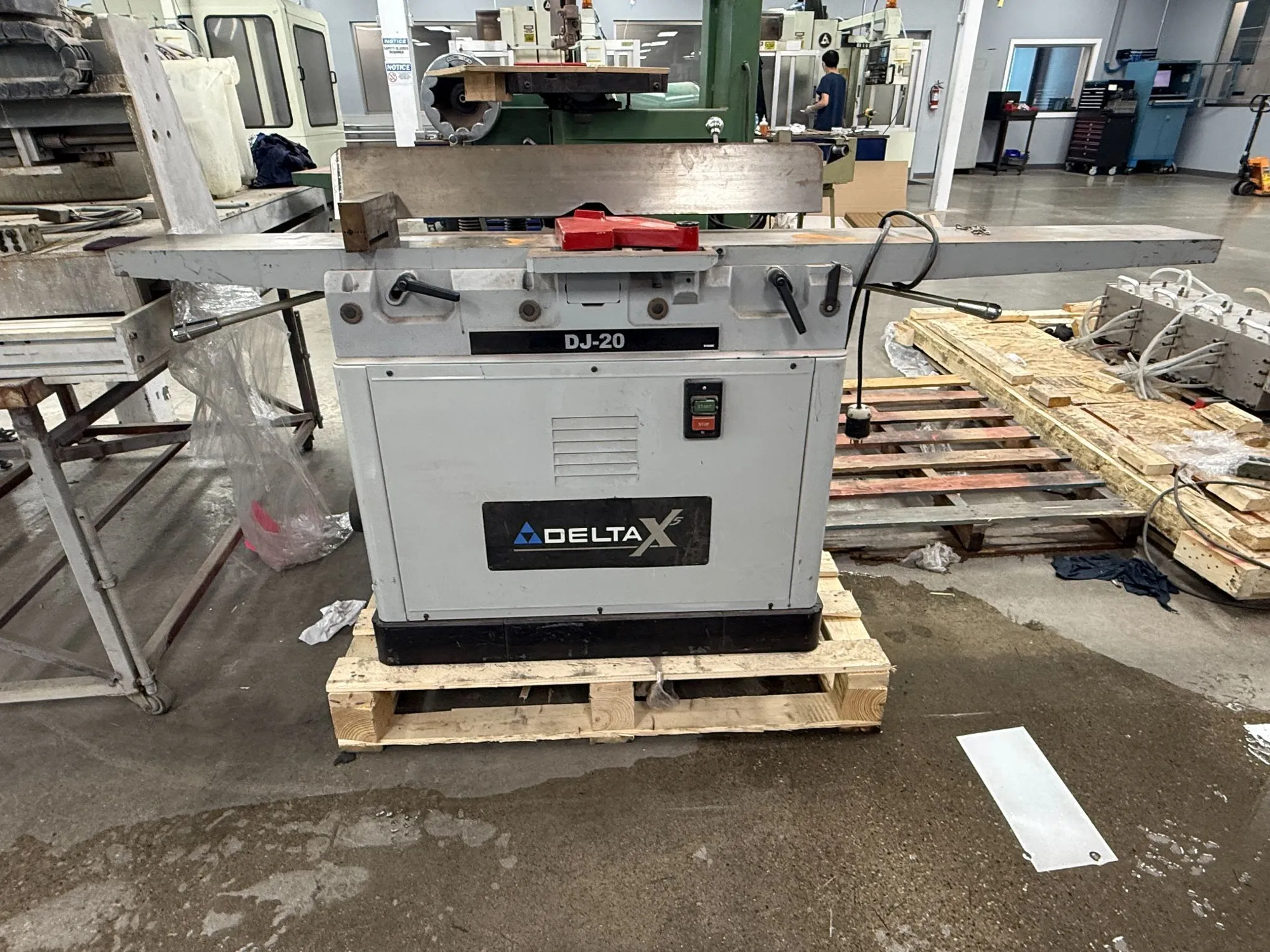 Used DELTA 52-680X Woodworking Jointers Ontario CA | ListingHippo #1233198