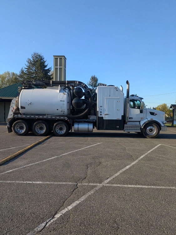 2020 TORNADO F4 Hydro Excavator | VacSource
