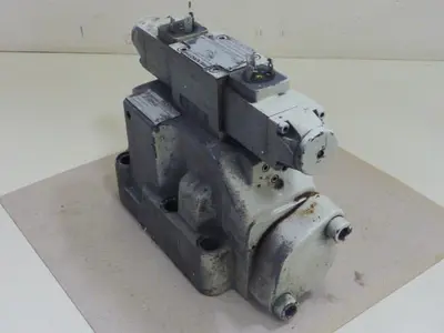 USED REXROTH 4WEM22U606A624N9TK4V