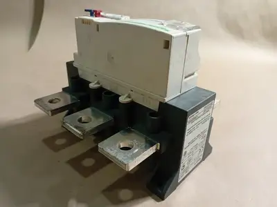 NEW SCHNEIDER ELECTRIC LR9F7375