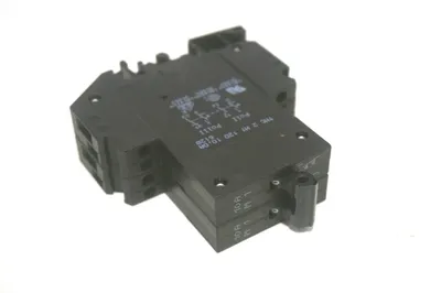 NEW PHOENIX CONTACT TMC-2-M1-120-10.0A CIRCUIT BREAKER 5511170 TMC2M1120100A