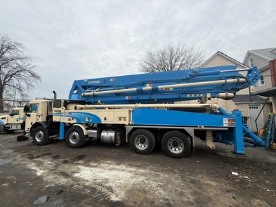 Used 2015 SCHWING BPL2525H-6KVM43SX Concrete Pumps Colorado US | Concrete Pump Depot #1393825
