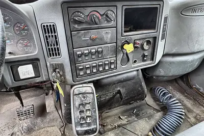 Used 2004 INTERNATIONAL 7400 Concrete Mixer Trucks New Jersey US | Proxy Equipment #1383073
