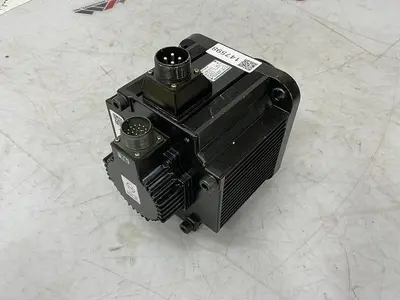 USED YASKAWA ELECTRIC SGMG-30A2AC