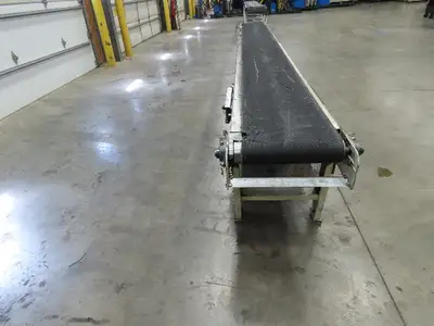 Lewco 21"x 18' Slider Bed 18" Belt Conveyor .5Hp 460V 3PH Center Drive 64 FPM
