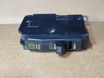 Used SQUARE D QOB115 Switchgears British Columbia CA | Lenmark #1438699