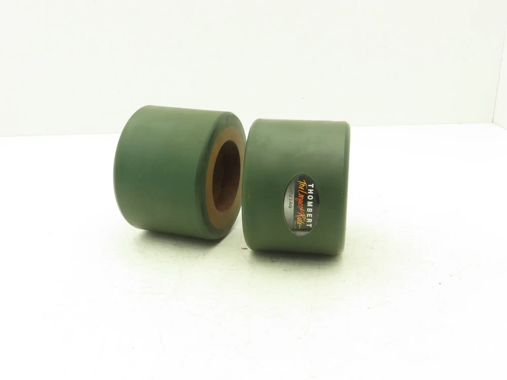 Raymond 313687-001 Industrial Wheel Resilient Solid 5x3.62" T111B Lot of 2
