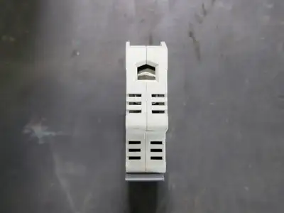 USED ALLEN-BRADLEY 1492-FB1M30