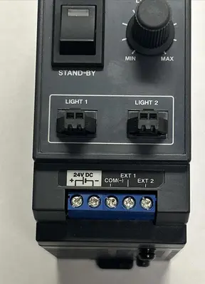 USED KEYENCE CA-DC100