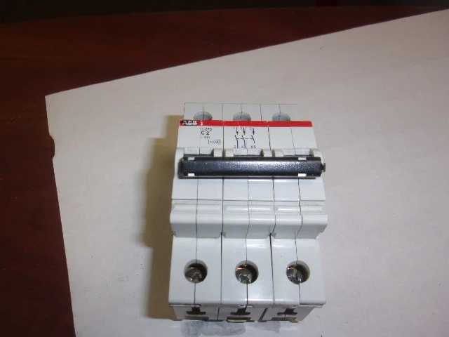 Used ABB S273 C2-400 Circuit Breakers Arizona US | ASSET CONVERSION SPECIALISTS, INC. #307590