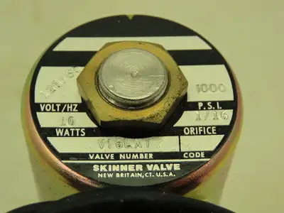 Honeywell Skinner V16LX1 Solenoid Valve 3-Way 120V 1000 PSI 1/16" Orifice