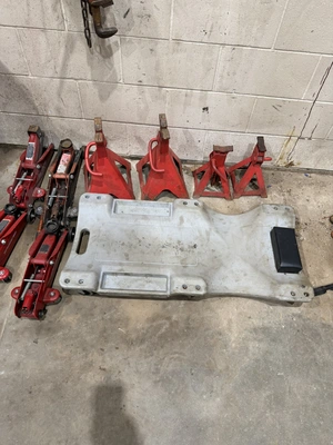 Used _UNKNOWN_ _UNKNOWN_ Automotive Lifters Michigan US | Miedema Asset Management Group #1576747